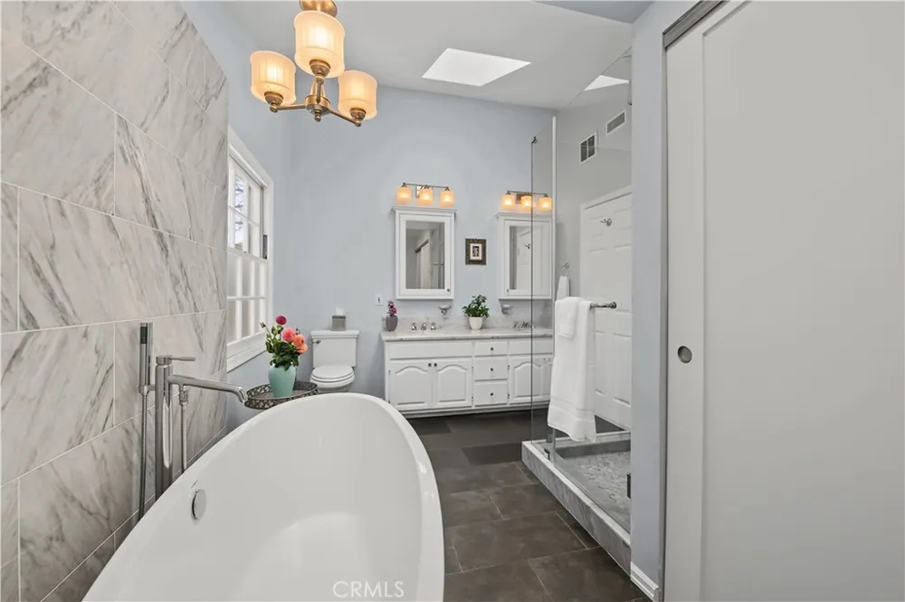 4323 Laurelgrove Avenue Studio City, CA 91604