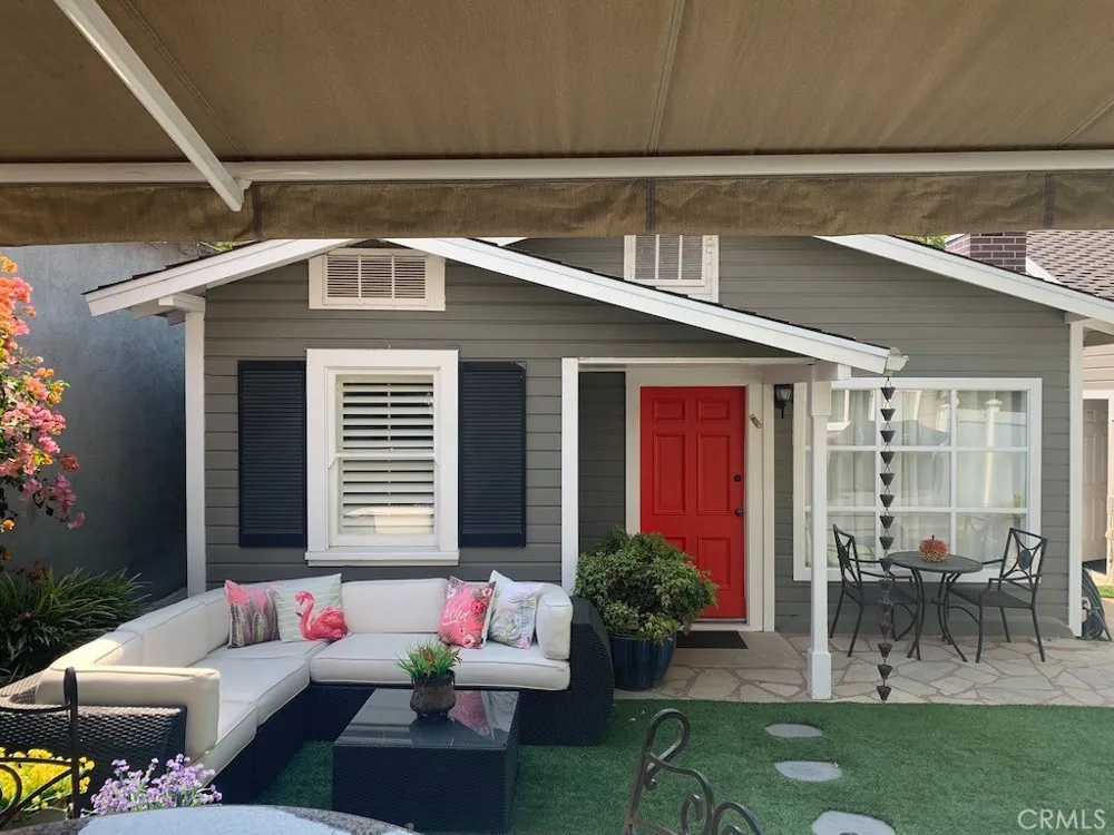 4323 Laurelgrove Avenue Studio City, CA 91604