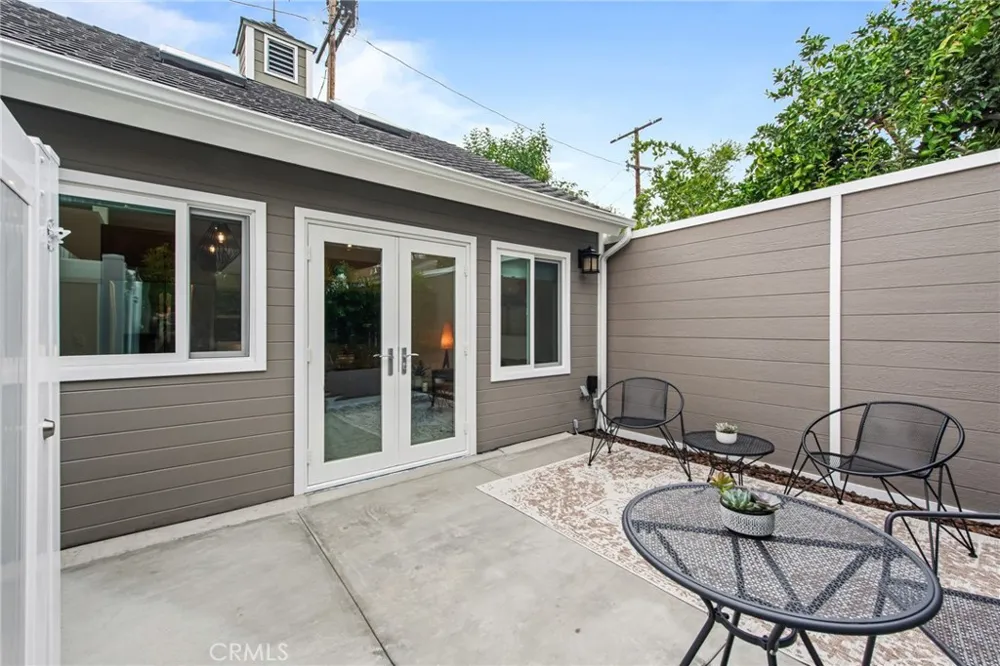 4323 Laurelgrove Avenue Studio City, CA 91604