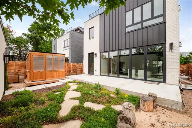 3985 Mariposa Street Denver, CO 80211