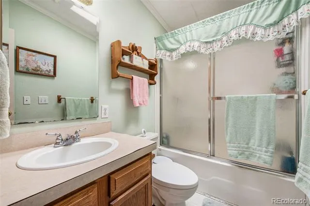 2832 County Road 20 Longmont, CO 80504