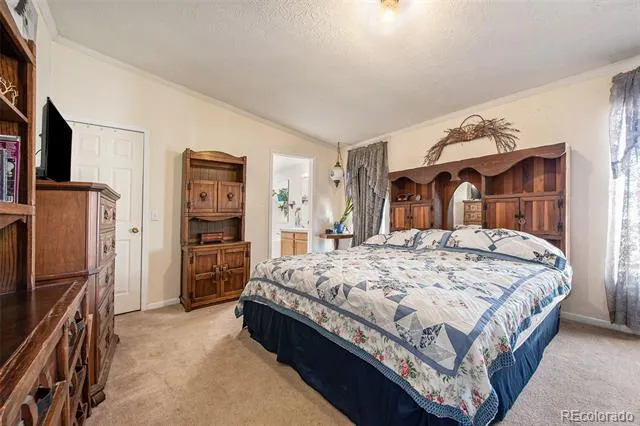 2832 County Road 20 Longmont, CO 80504