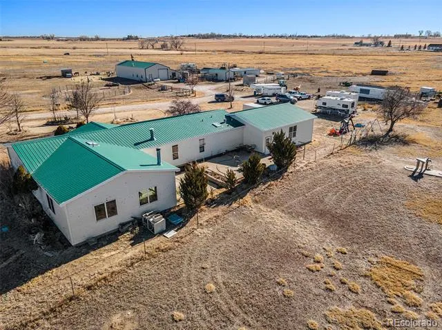 2832 County Road 20 Longmont, CO 80504
