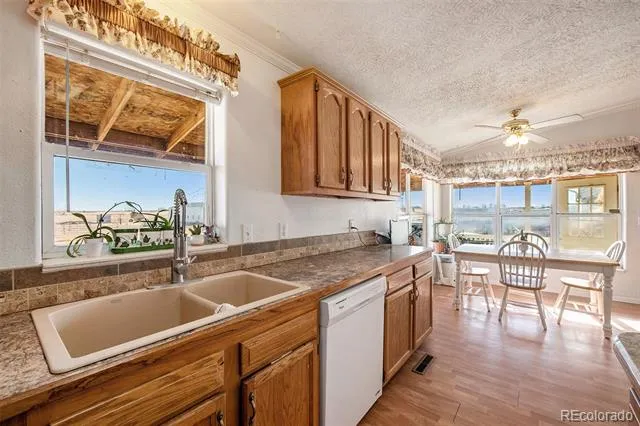 2832 County Road 20 Longmont, CO 80504