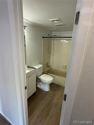 8741 Dawson Street #204 Denver, CO 80229