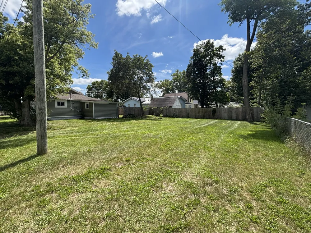 421 W Railroad Street Dowagiac, MI 49047