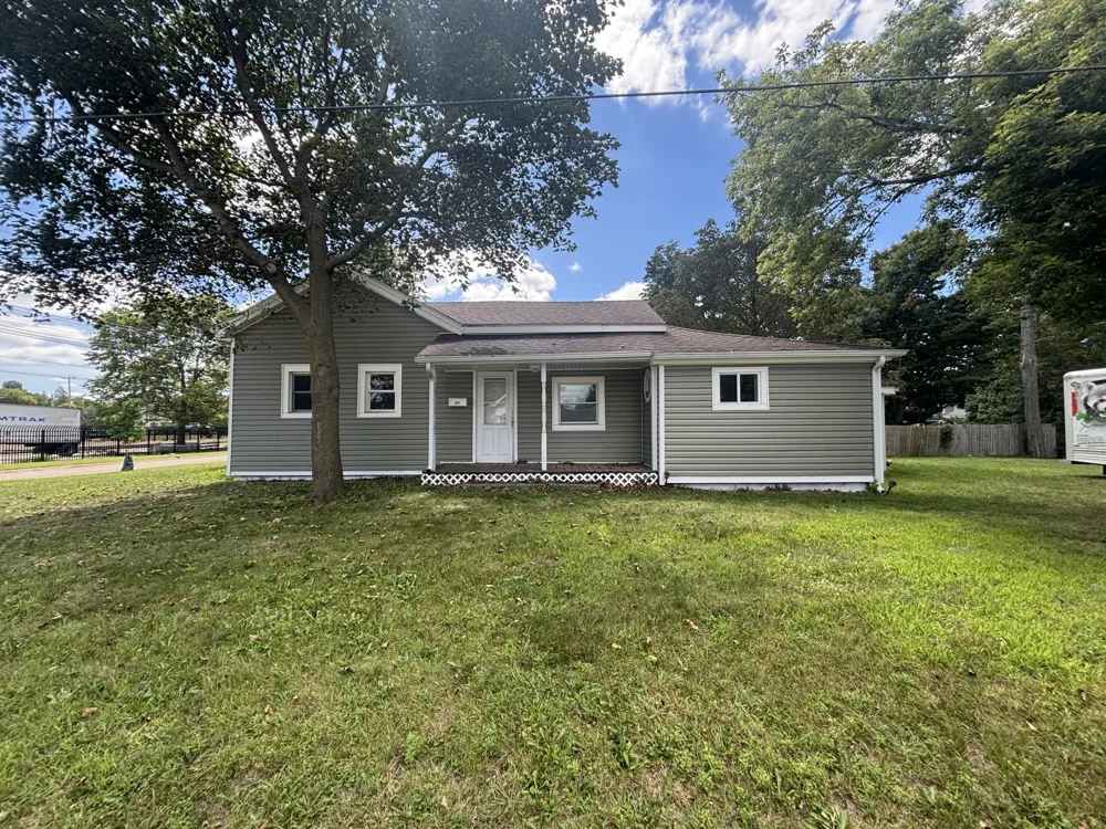 421 W Railroad Street Dowagiac, MI 49047