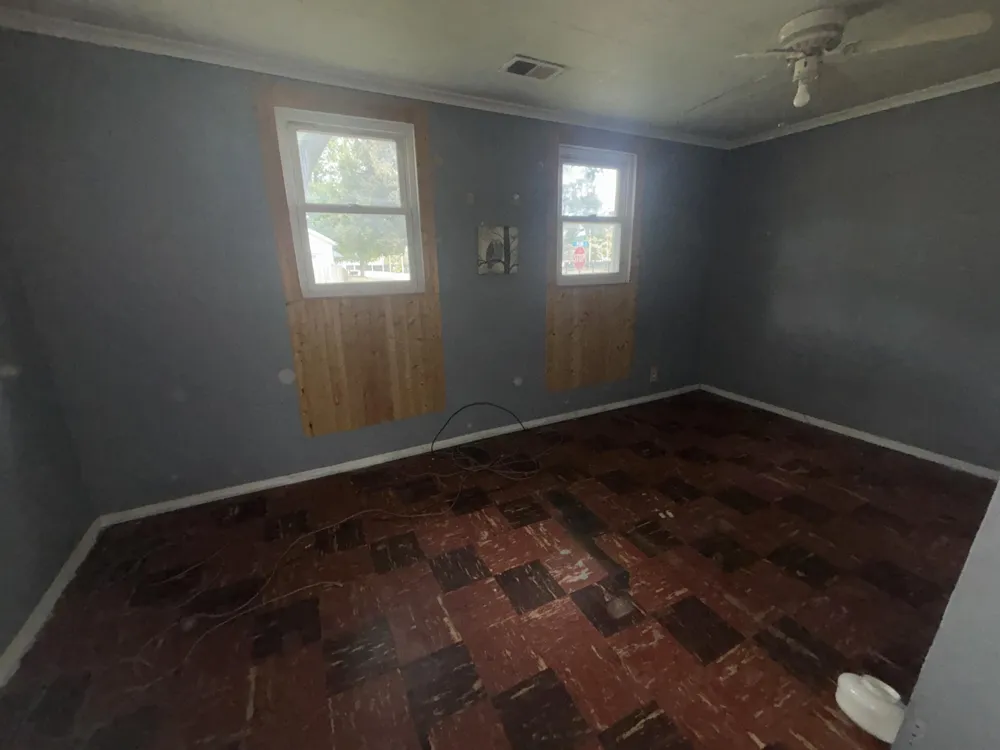 421 W Railroad Street Dowagiac, MI 49047