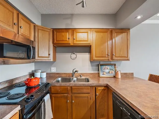 1850 Folsom Street #402 Boulder, CO 80302