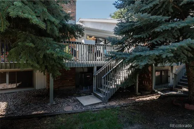 2623 S Wadsworth Circle #12 Denver, CO 80227