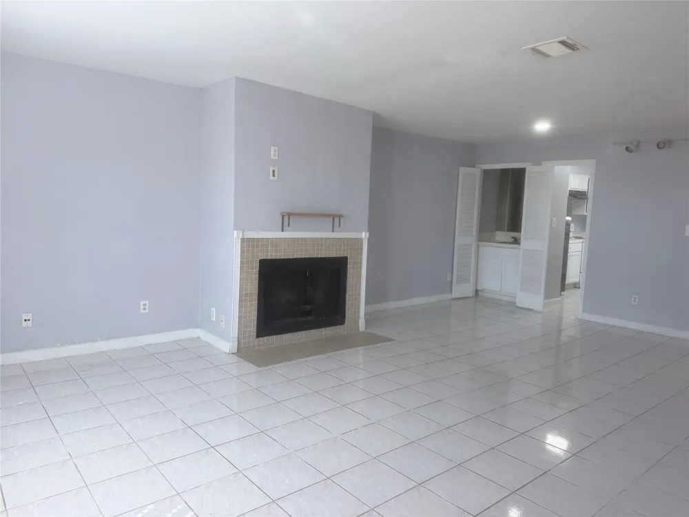 9901 Sharpcrest Street #D8 Houston, TX 77036