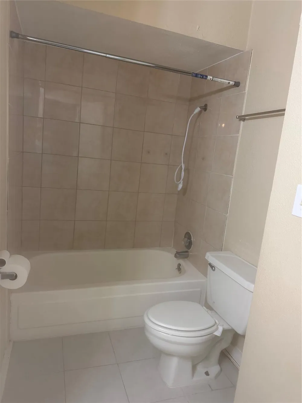 9901 Sharpcrest Street #D8 Houston, TX 77036