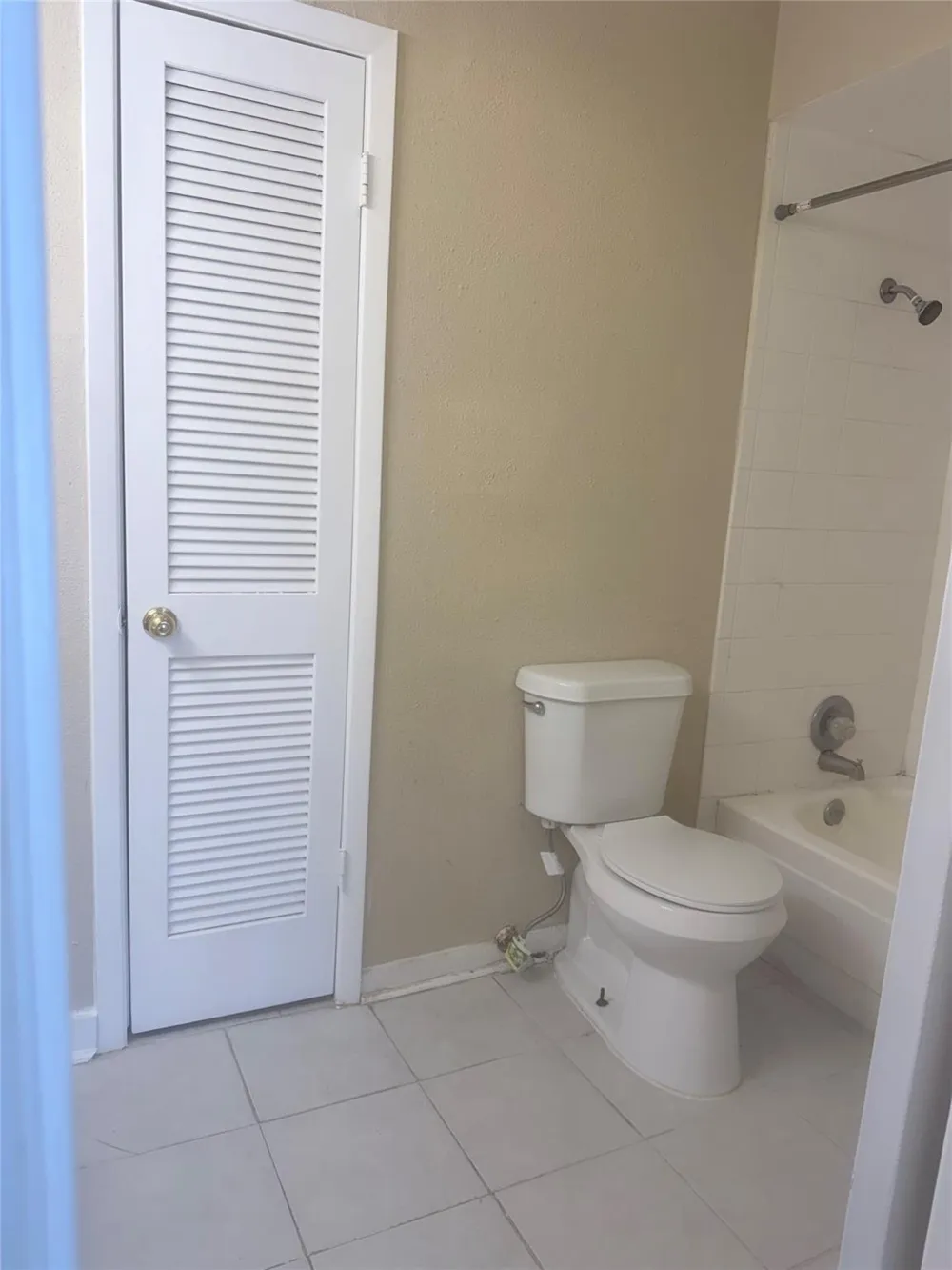 9901 Sharpcrest Street #D8 Houston, TX 77036