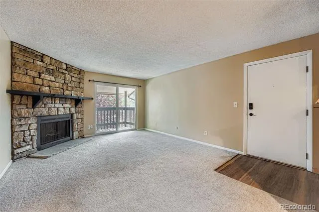 1876 S Pitkin Circle #B Aurora, CO 80017