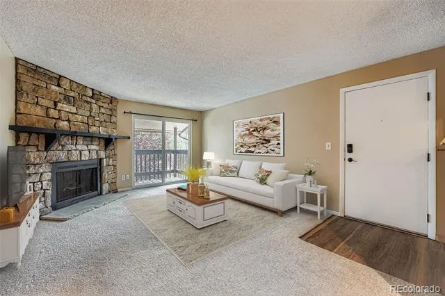 1876 S Pitkin Circle #B Aurora, CO 80017