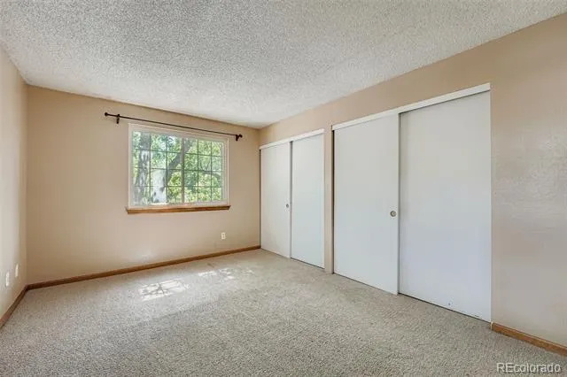 1876 S Pitkin Circle #B Aurora, CO 80017