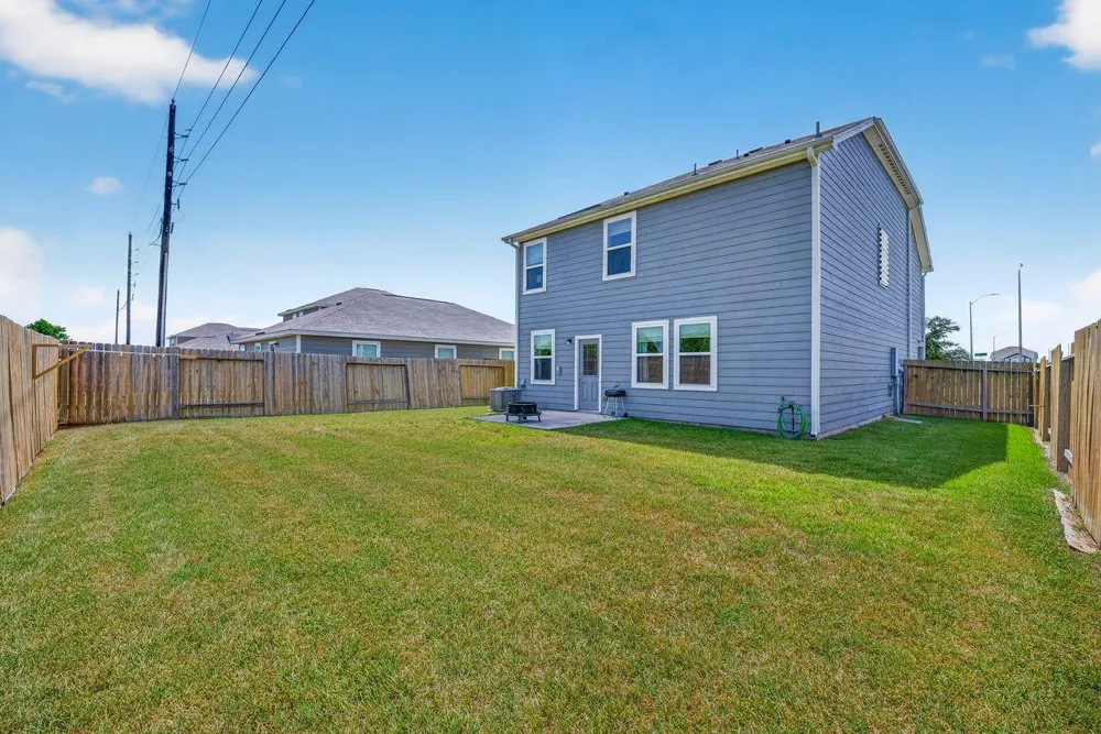 5903 Littoral Road Cove, TX 77523