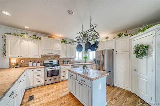 50374 HWY 69 Westcliffe, CO 81252