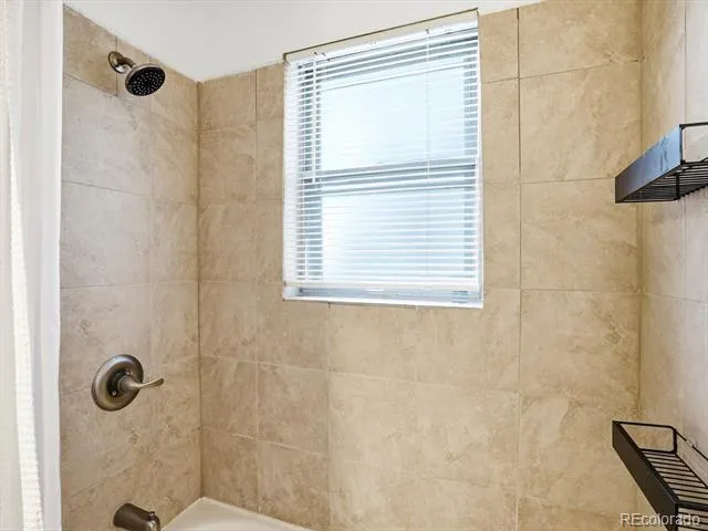 7105 S Gaylord Street #B1 Centennial, CO 80122