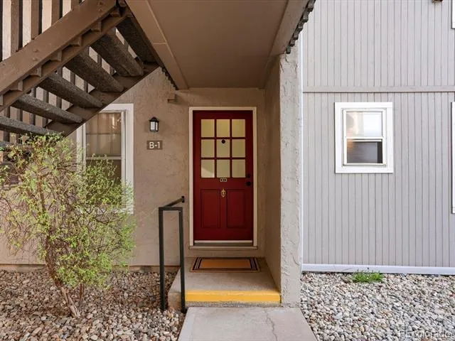 7105 S Gaylord Street #B1 Centennial, CO 80122