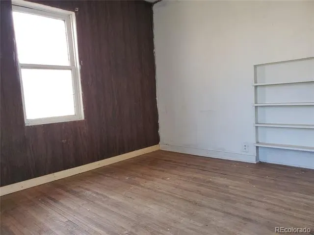 102 S 12th Street Lamar, CO 81052
