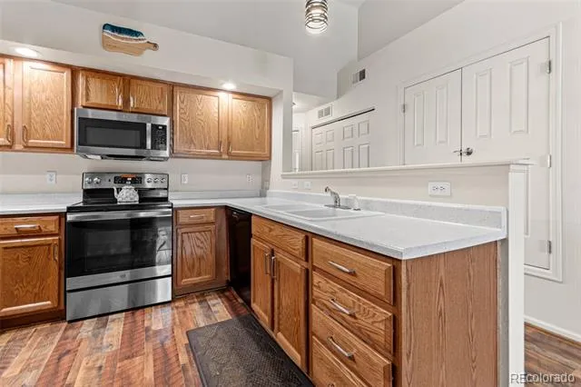 18611 E Water Drive #E Aurora, CO 80013