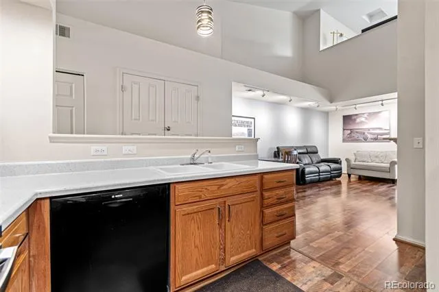 18611 E Water Drive #E Aurora, CO 80013