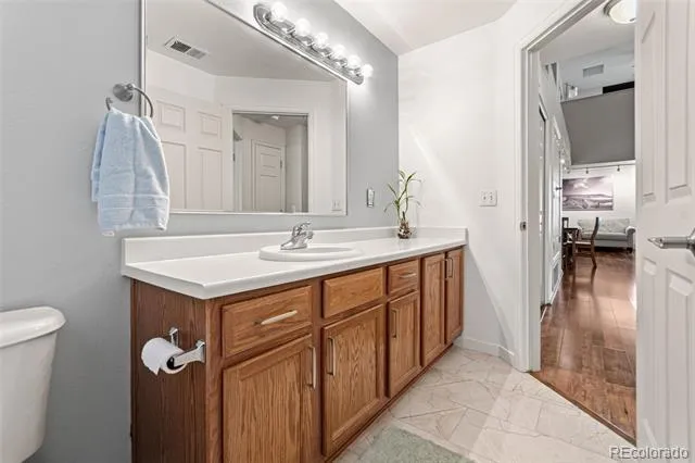 18611 E Water Drive #E Aurora, CO 80013