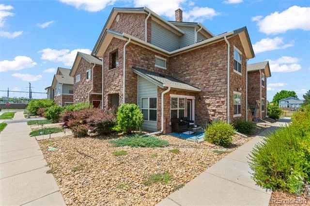 18611 E Water Drive #E Aurora, CO 80013