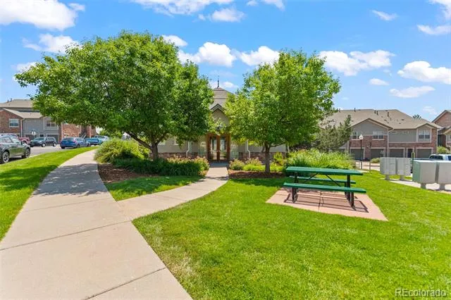18611 E Water Drive #E Aurora, CO 80013