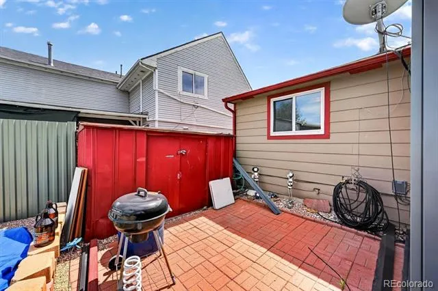 5961 E 81st Avenue Dupont, CO 80024