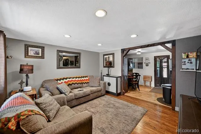5961 E 81st Avenue Dupont, CO 80024