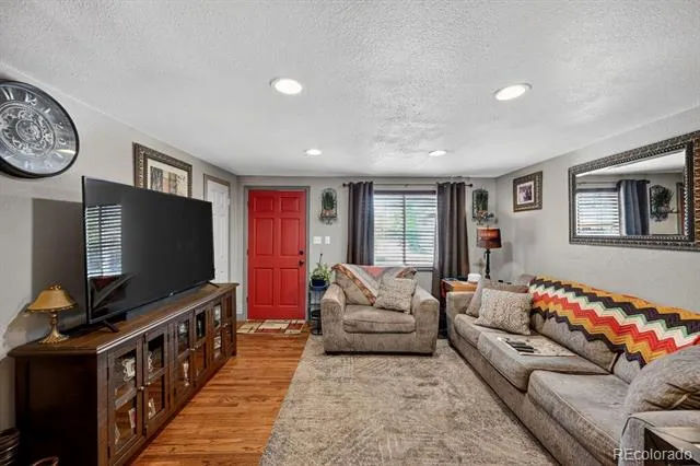 5961 E 81st Avenue Dupont, CO 80024