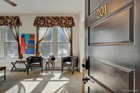 204 F STREET #C1