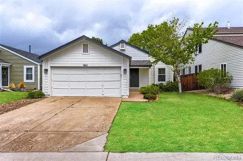 7823 S Windermere Circle