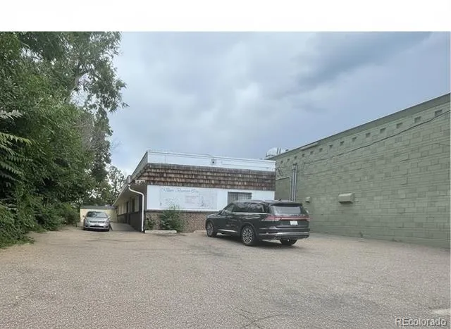 536 , 520 cherokee Denver, CO 80204
