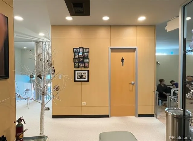536 , 520 cherokee Denver, CO 80204