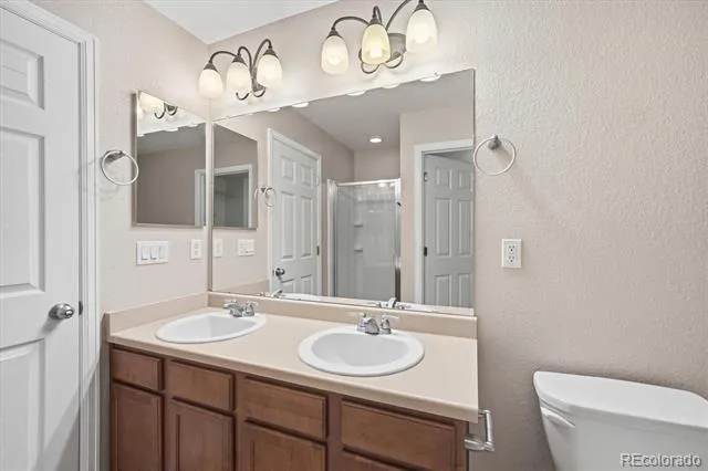 3925 Kenwood Circle Johnstown, CO 80534