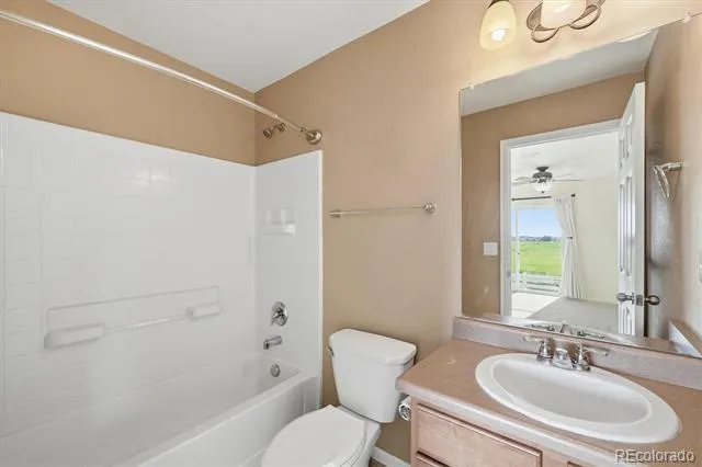 3925 Kenwood Circle Johnstown, CO 80534
