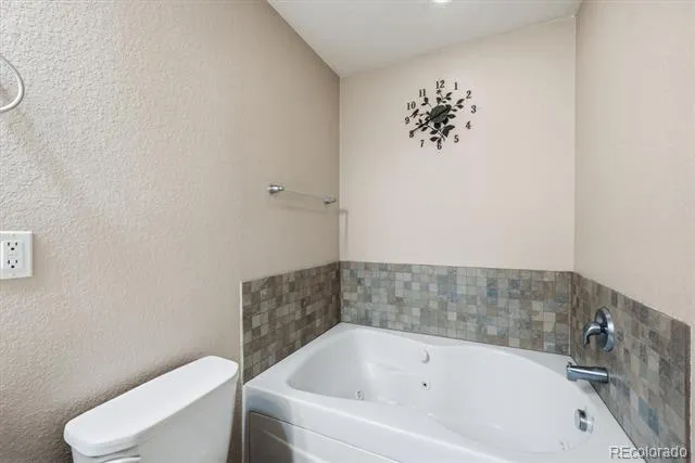 3925 Kenwood Circle Johnstown, CO 80534