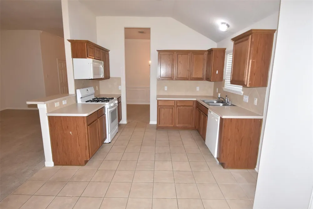11803 Belle Court Pinehurst, TX 77362