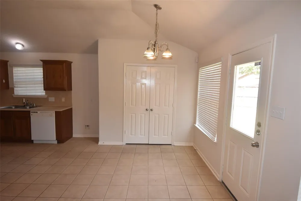 11803 Belle Court Pinehurst, TX 77362