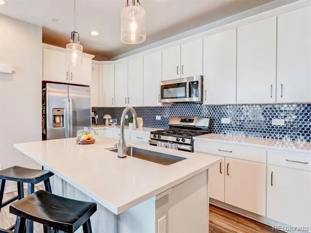 20969 E Quincy Drive Aurora, CO 80015