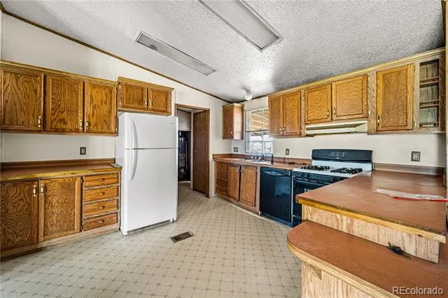 2863 CR 215 Westcliffe, CO 81252