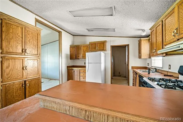 2863 CR 215 Westcliffe, CO 81252