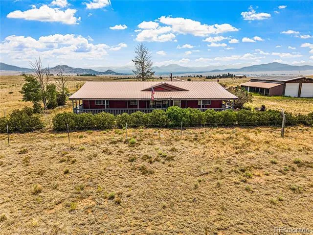 2863 CR 215 Westcliffe, CO 81252