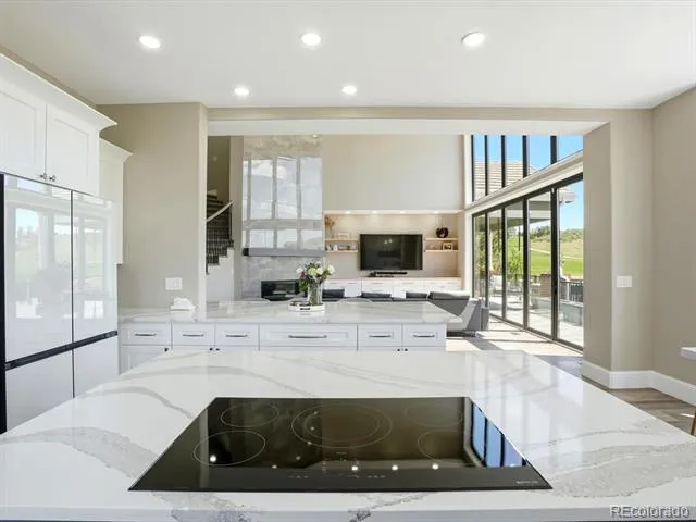 6536 S Riviera Way Aurora, CO 80016