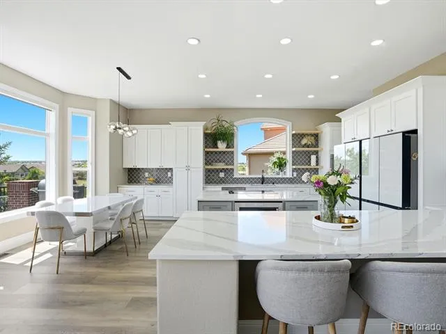 6536 S Riviera Way Aurora, CO 80016