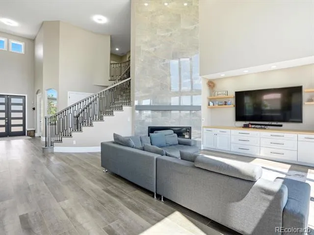 6536 S Riviera Way Aurora, CO 80016