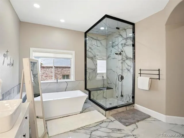 6536 S Riviera Way Aurora, CO 80016